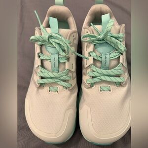 Altra Lone Peak Women’s Size 7 - New